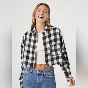 Black and White Plaid Cropped Long Sleeve Flannel Size Small Windsor
